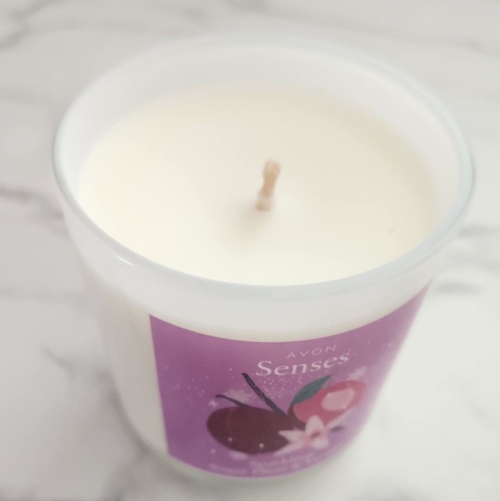 Avon Senses Sparkling Sugar Plum & Vanilla Candle - Picture 4 of 7